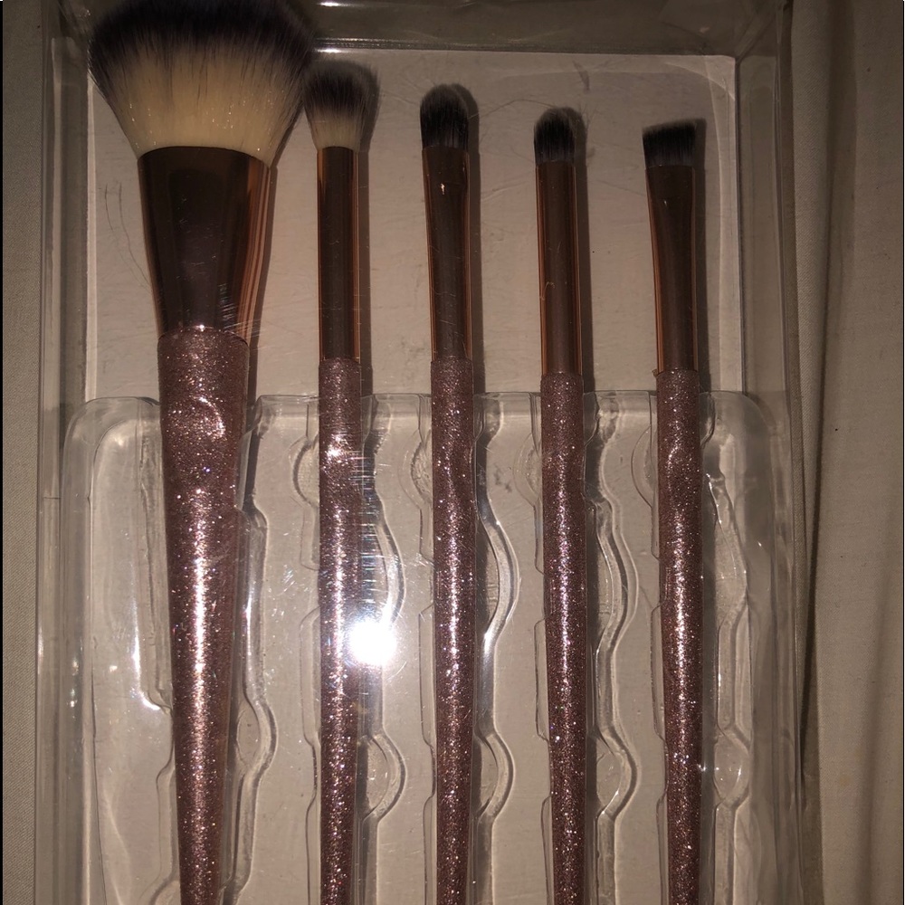 Brush